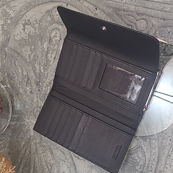 DANIER WOMEN'S BLACK NEW GENUINE LEATHER WALLET NWOT - Picture 4 of 16